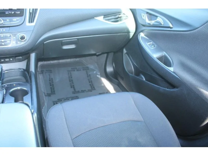 2025 Chevrolet Malibu 1LT - Photo 16