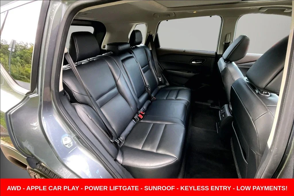 Used 2023 Gray Nissan SL image 31