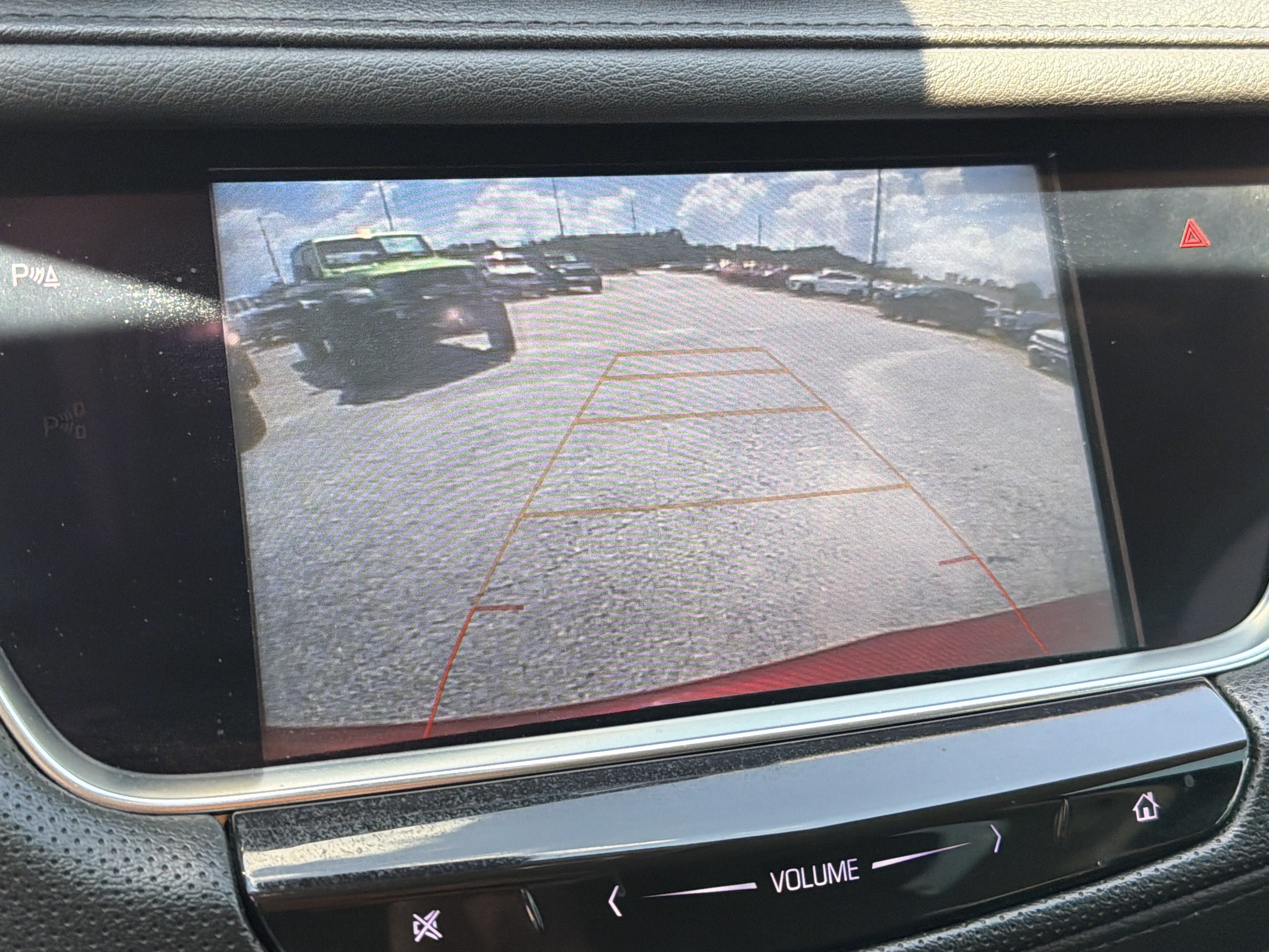 Used 2019 Red Horizon Tintcoat Cadillac Luxury FWD image 30