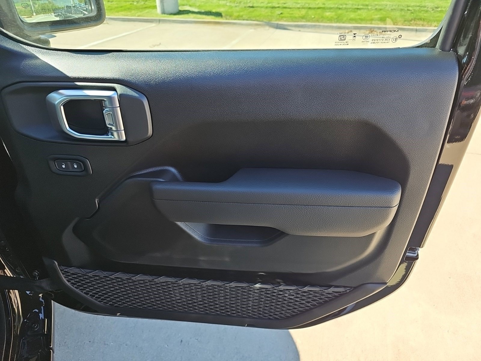 New 2027 Black Clearcoat Jeep Sport S image 12