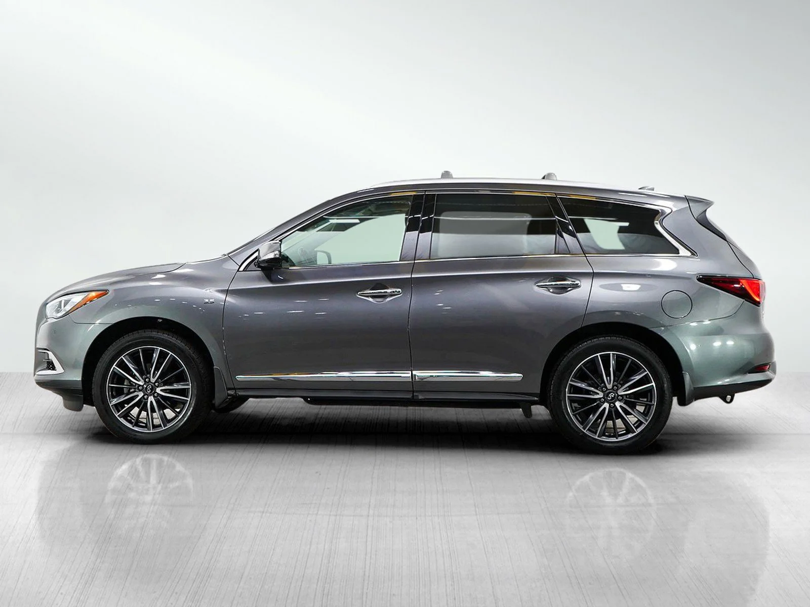 Used 2020 INFINITI QX60 LUXE with VIN 5N1DL0MM2LC507874 for sale in Burnsville, Minnesota