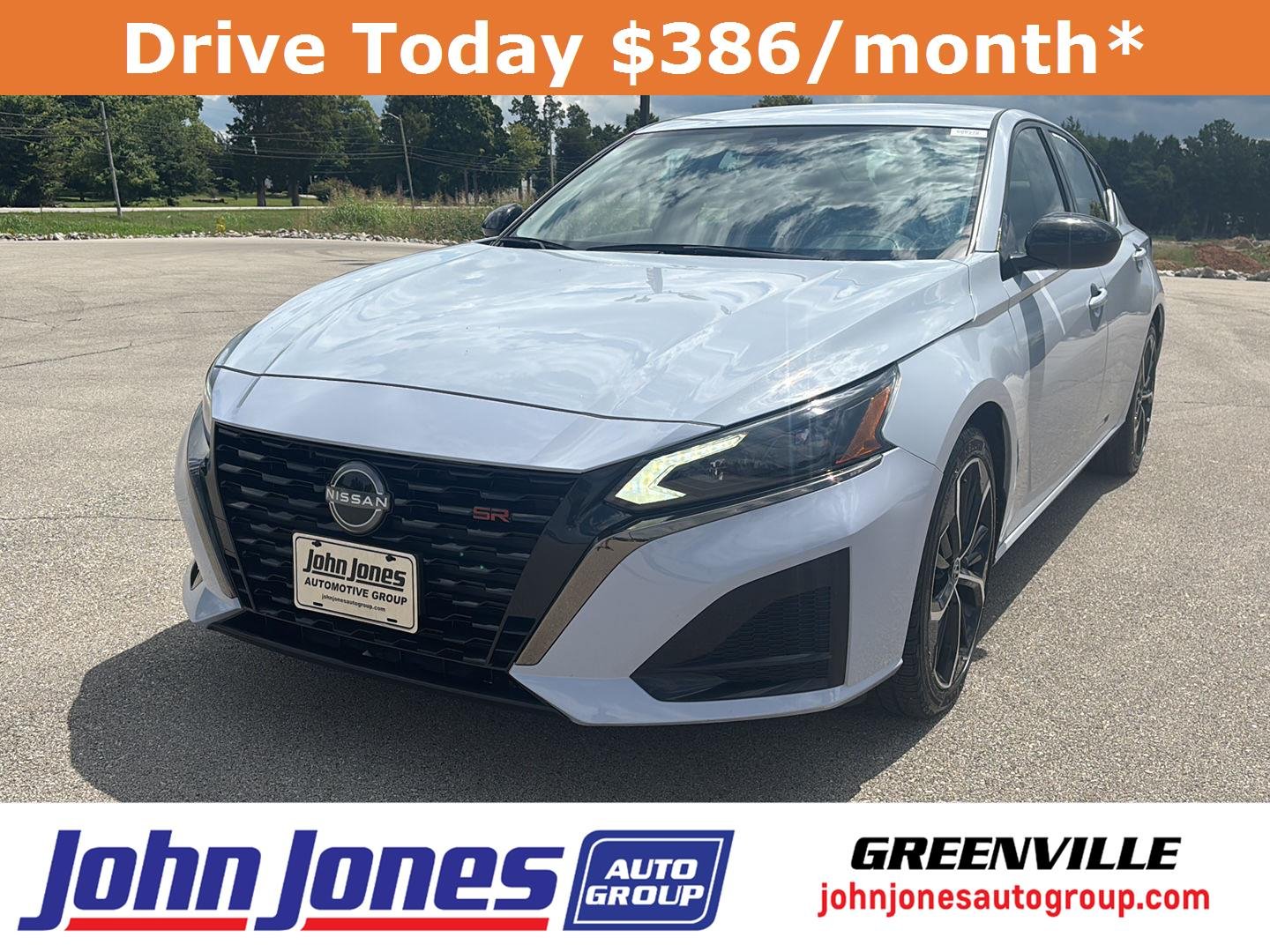 2023 Nissan Altima SR