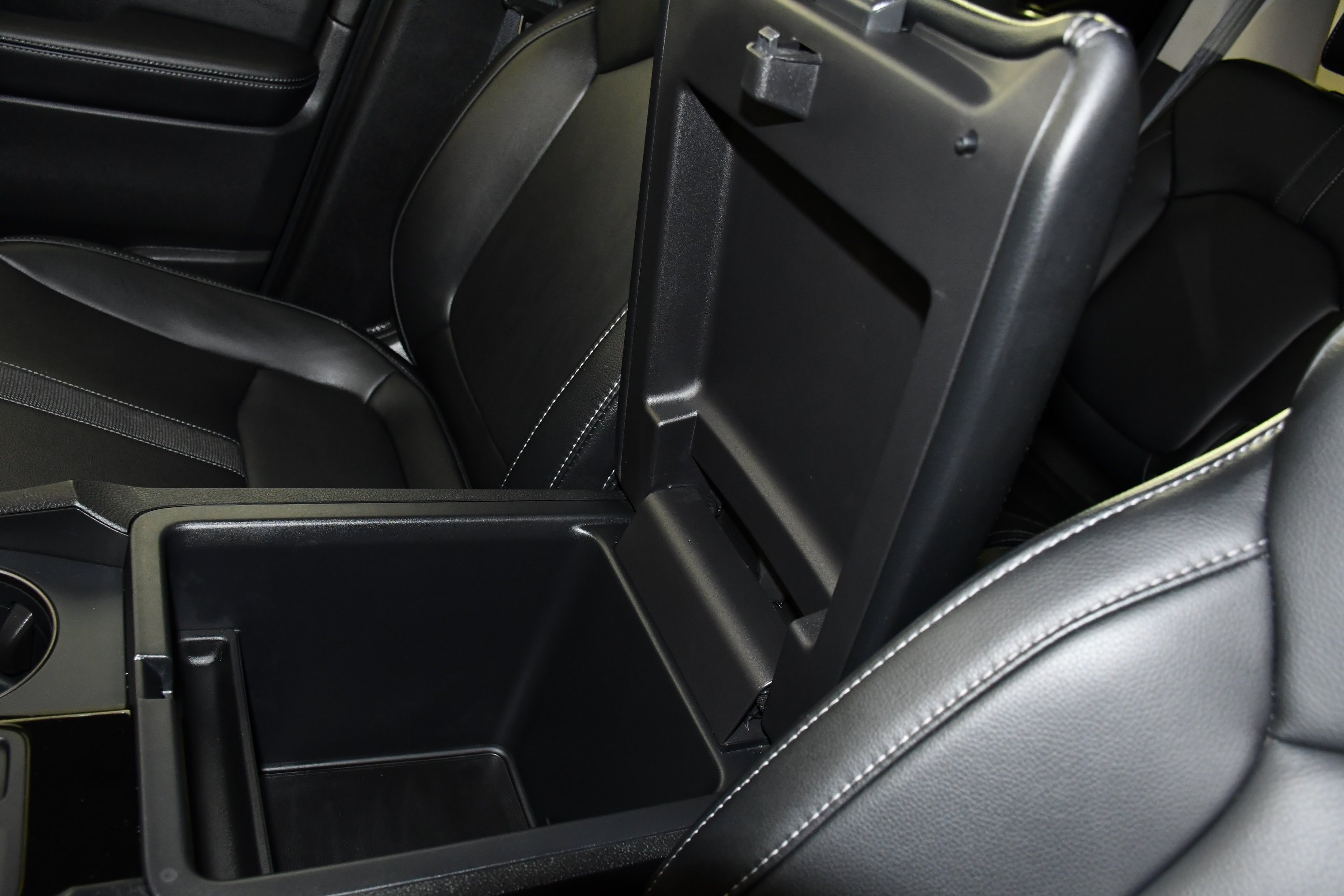 Used 2024 Crystal Black Pearl Honda EX-L 8 Passenger image 22