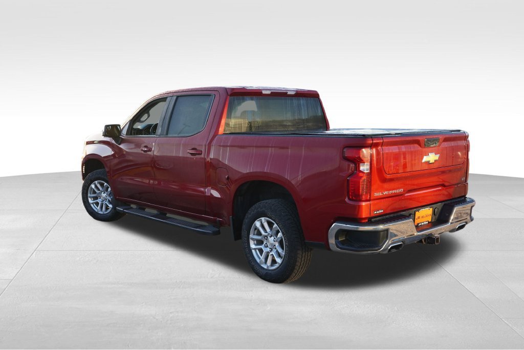 2022 Chevrolet Silverado 1500 LT - Photo 7