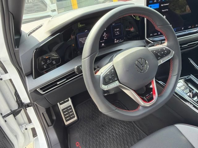 Used 2025 Opal White Pearl Volkswagen Autobahn image 8