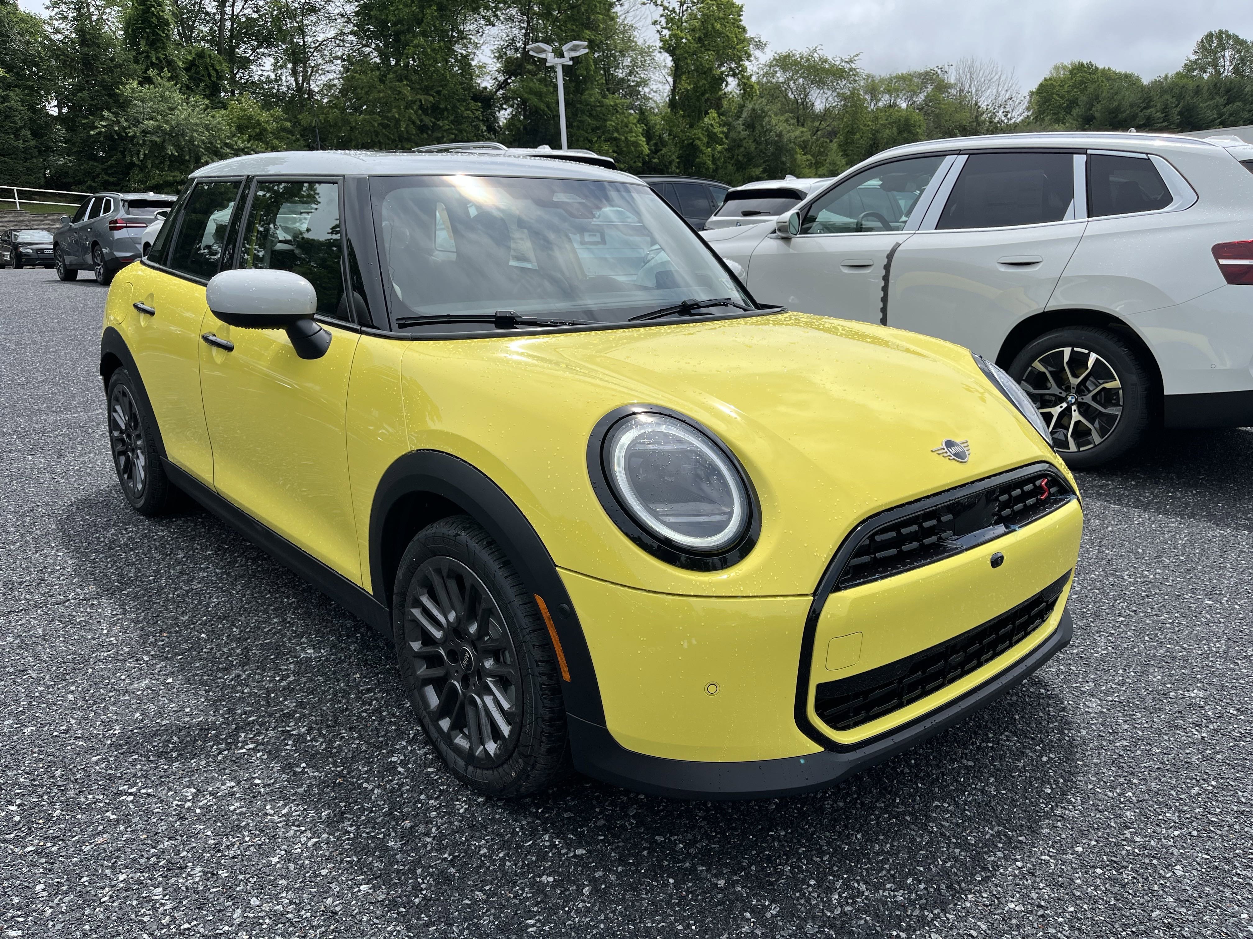 Certified Used 2025 SUNNY SIDE YELLOW MINI  image 3