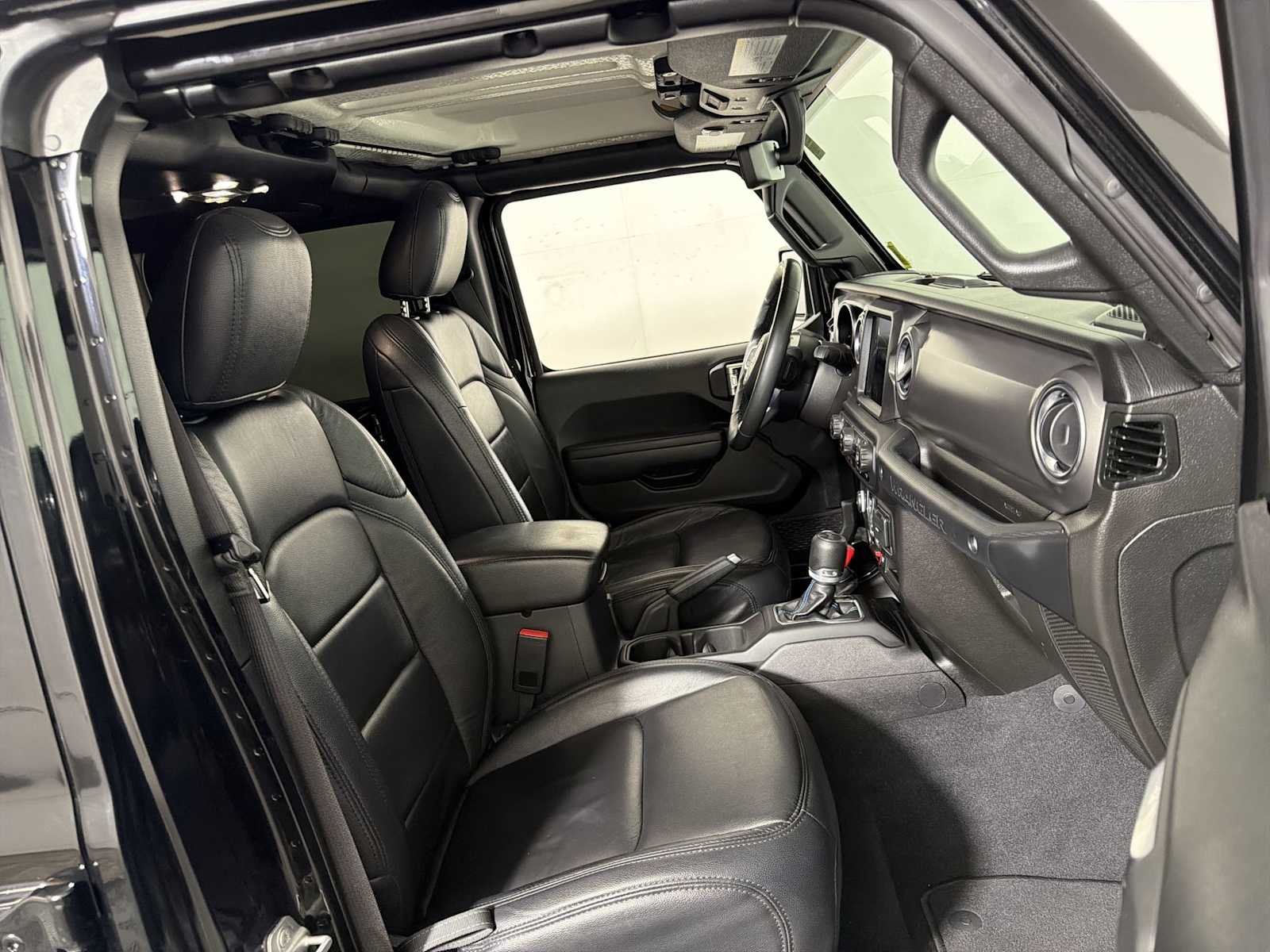 Used 2023 Black Clearcoat Jeep Rubicon image 23