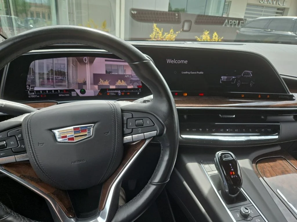 Used 2021 Red Cadillac Sport Platinum image 9