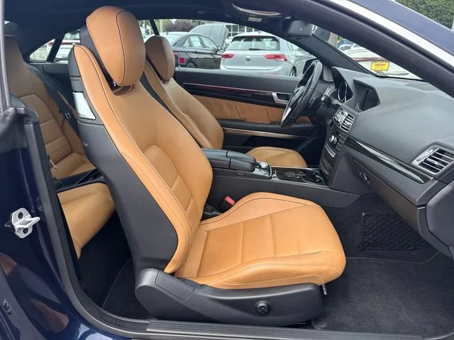 Used 2014 Indigo Blue Metallic Mercedes-Benz E 350 image 9