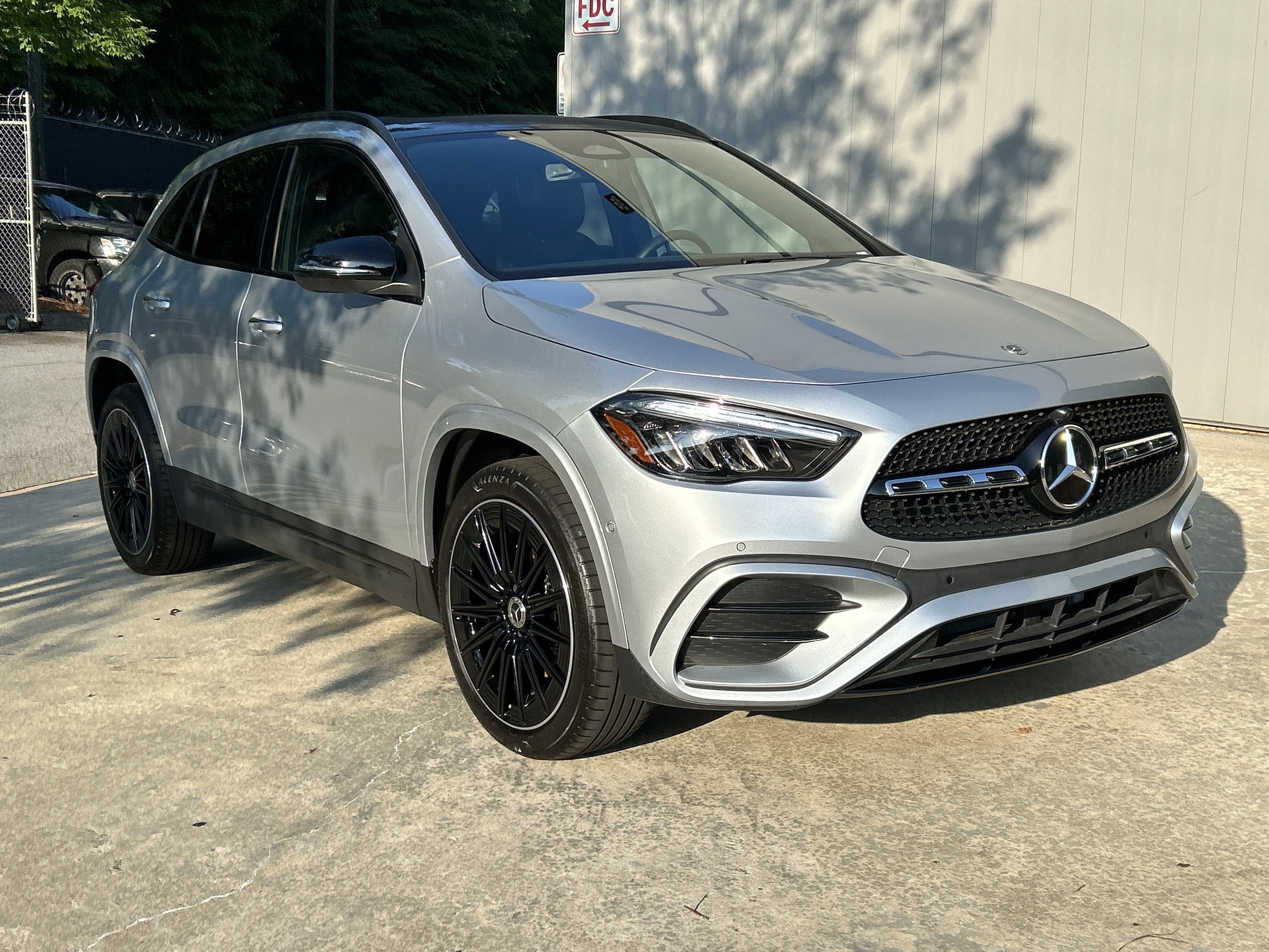 Certified Used 2025 Cirrus Silver Metallic Mercedes-Benz GLA 250 SUV image 4