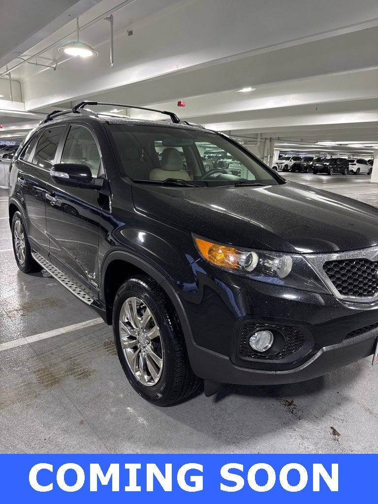 Used 2011 Kia Sorento EX with VIN 5XYKUDA2XBG117988 for sale in Tigard, OR