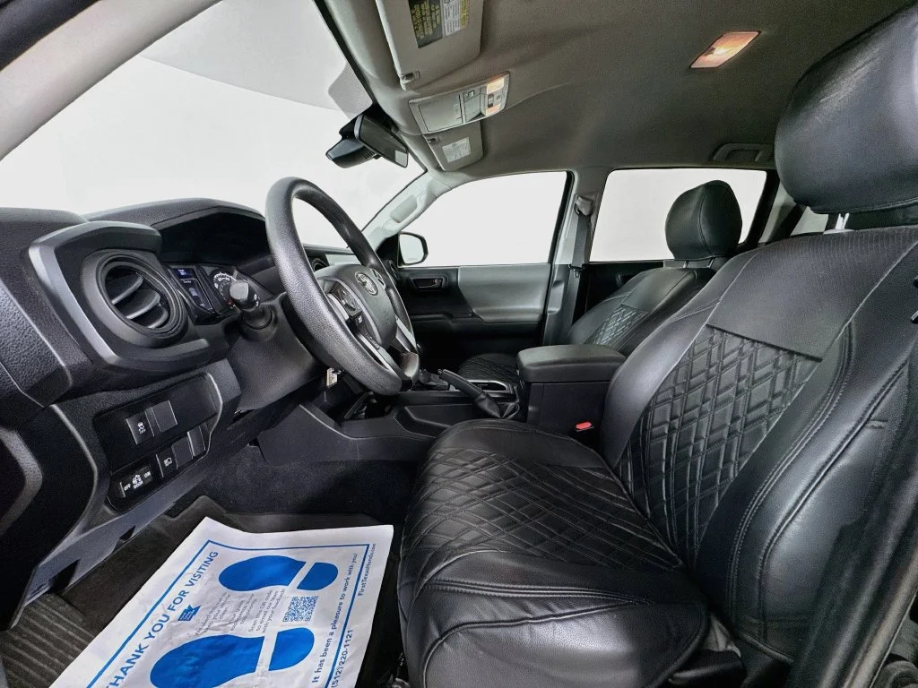Used 2022 Midnight Black Metallic Toyota SR image 24