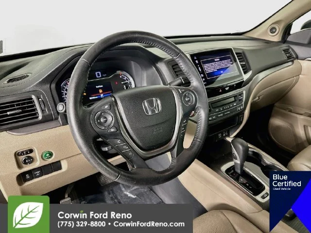 Used 2019 Burgundy Honda RTL-T image 11