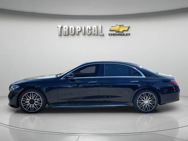 Used 2022 Black Mercedes-Benz S 580 image 6