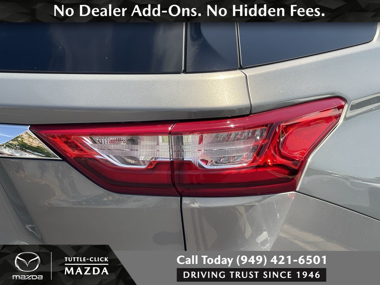 Used 2019 Pepperdust Metallic Chevrolet LT Cloth image 18