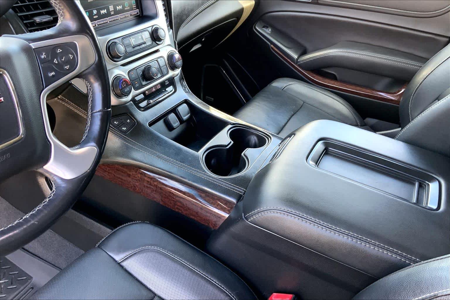 Used 2019 Satin Steel Metallic GMC SLT image 17