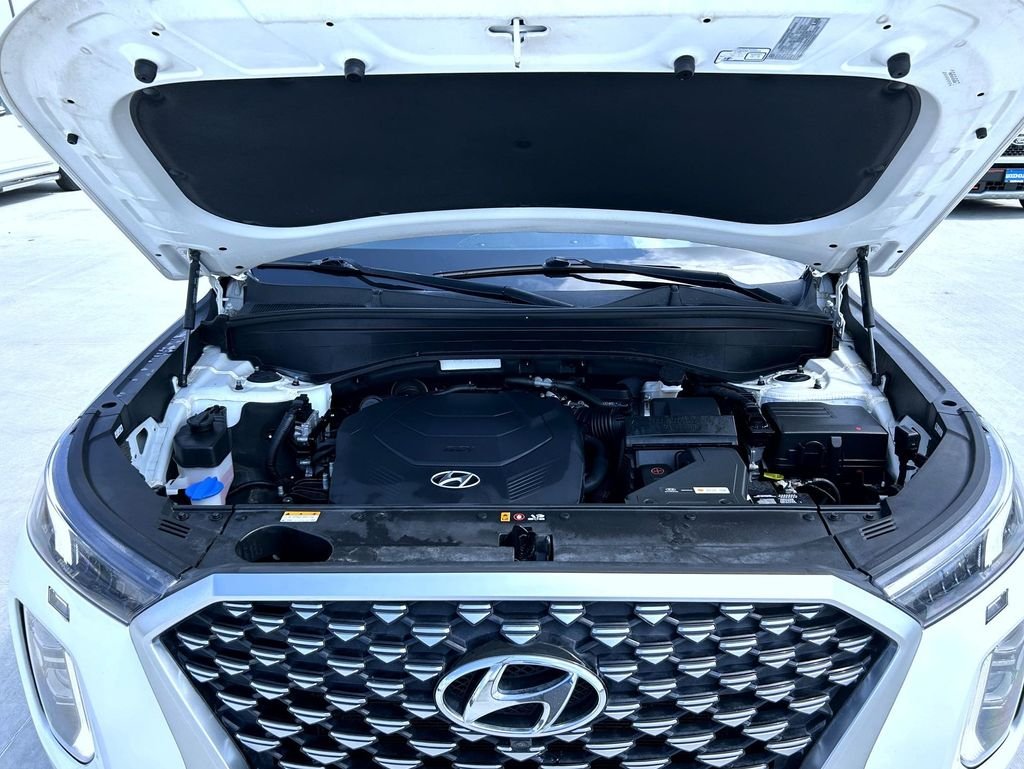 Used 2021 White Hyundai Calligraphy image 27