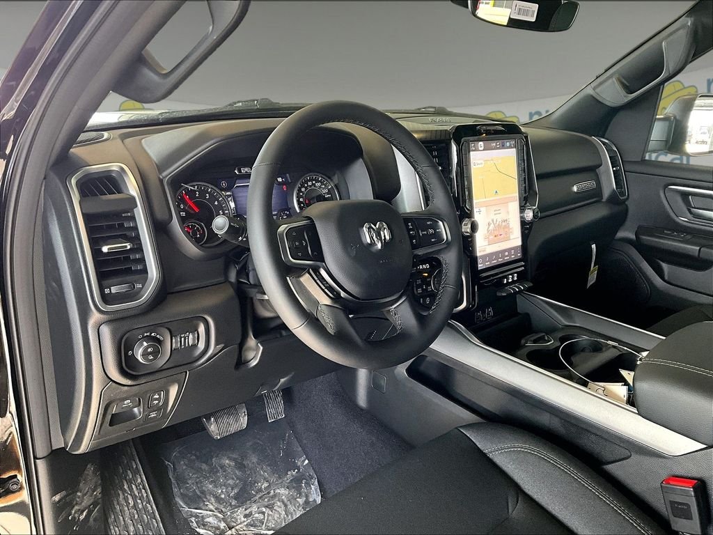 New 2026 Diamond Black Crystal Pearl-Coat Exterior Paint RAM Big Horn/Lone Star image 9