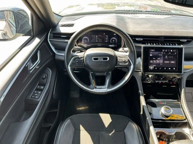Used 2022 Gray Jeep Altitude image 23