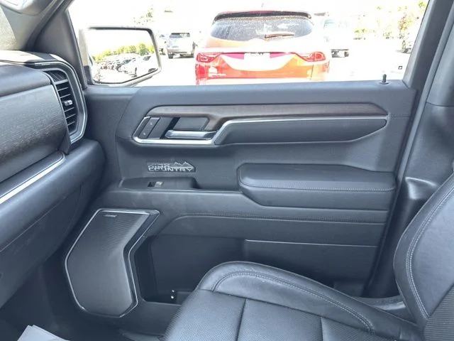 Used 2024 Red Chevrolet High Country image 42