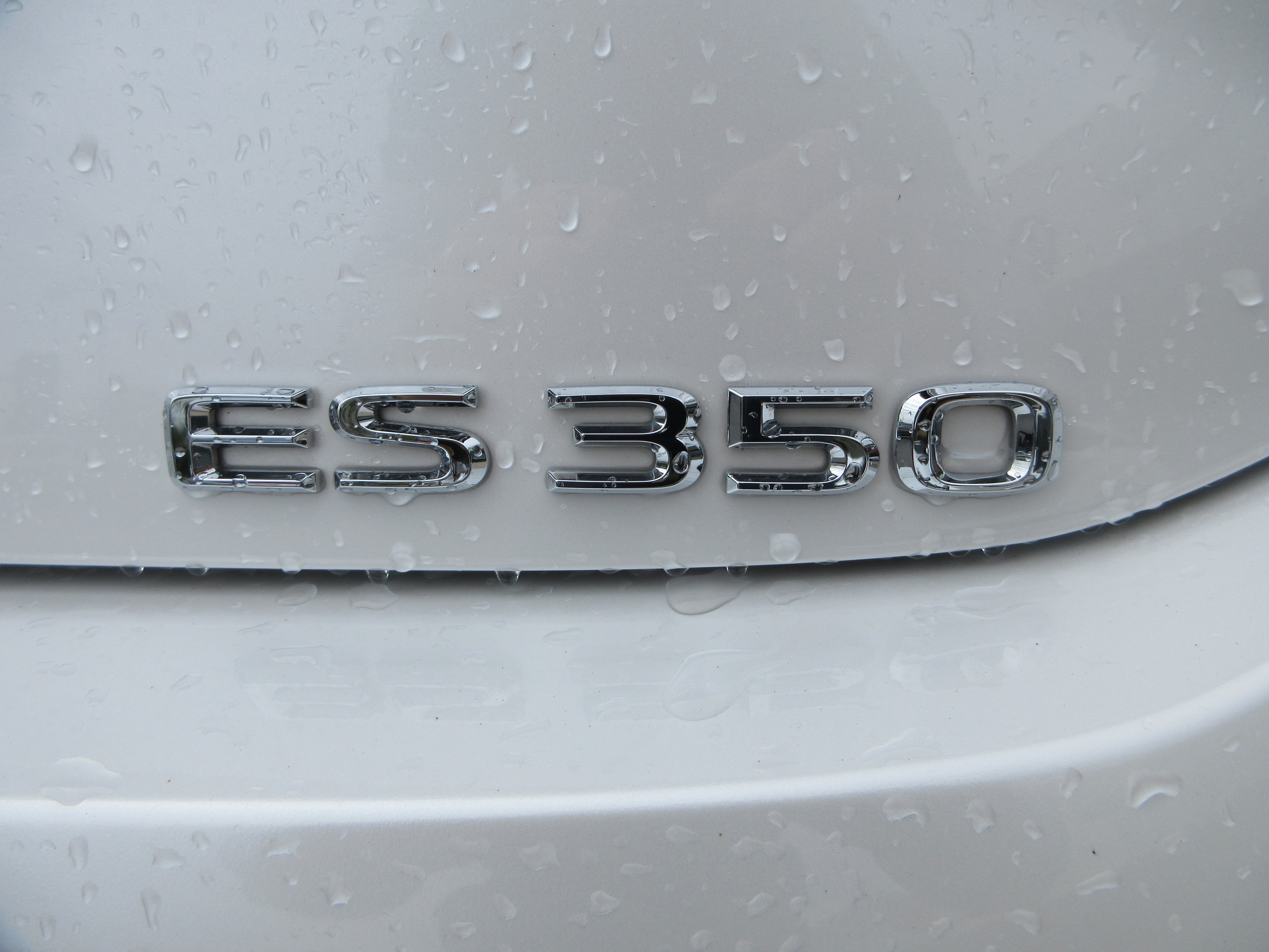Used 2024 Eminent White Pearl Lexus 350 image 8
