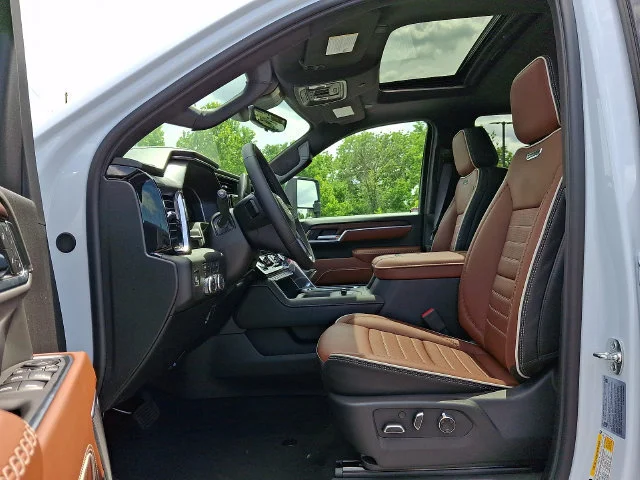 New 2026 Glacier White Tricoat GMC Denali Ultimate image 12