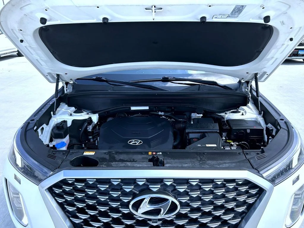 Used 2021 White Hyundai Calligraphy image 27