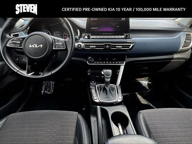 Used 2022 Orange Kia S image 8