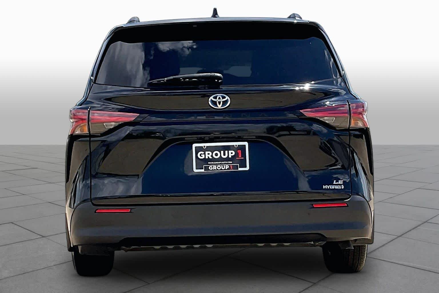 Certified Used 2021 Midnight Black Metallic Toyota LE image 5