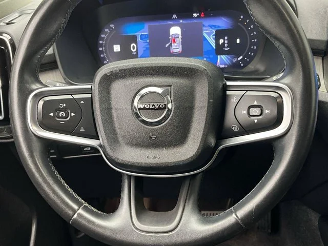 2023 Volvo XC40 Core - Photo 14