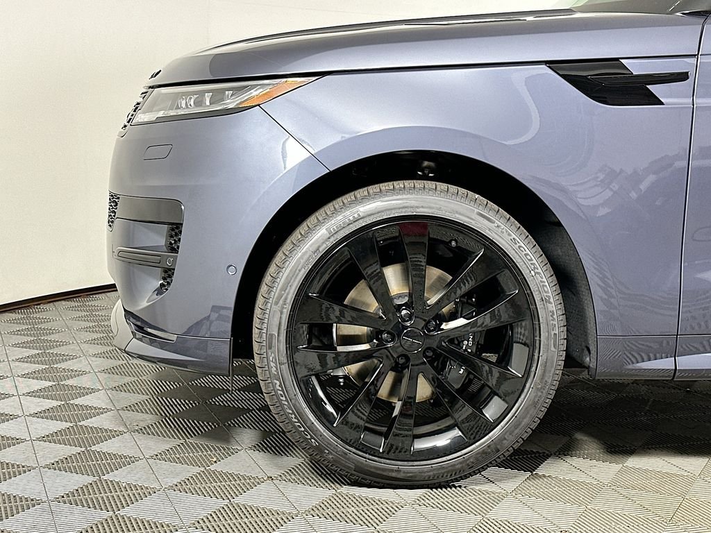 New 2026 Varesine Blue LAND ROVER Dynamic SE image 9
