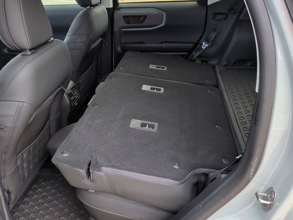 Used 2021 Green Ford Badlands image 37