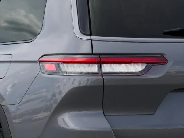 New 2027 Sting-Gray Clear-Coat Paint Jeep  image 61