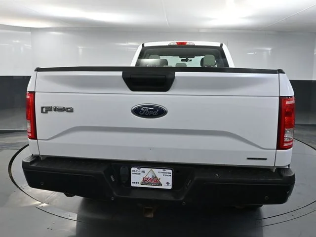 Used 2016 White Ford XL image 4