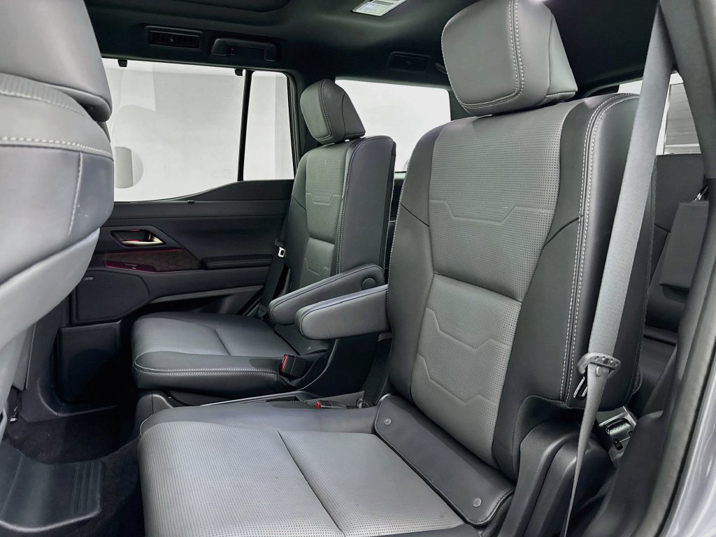 Used 2026 Gray Lexus 550 Luxury+ image 25