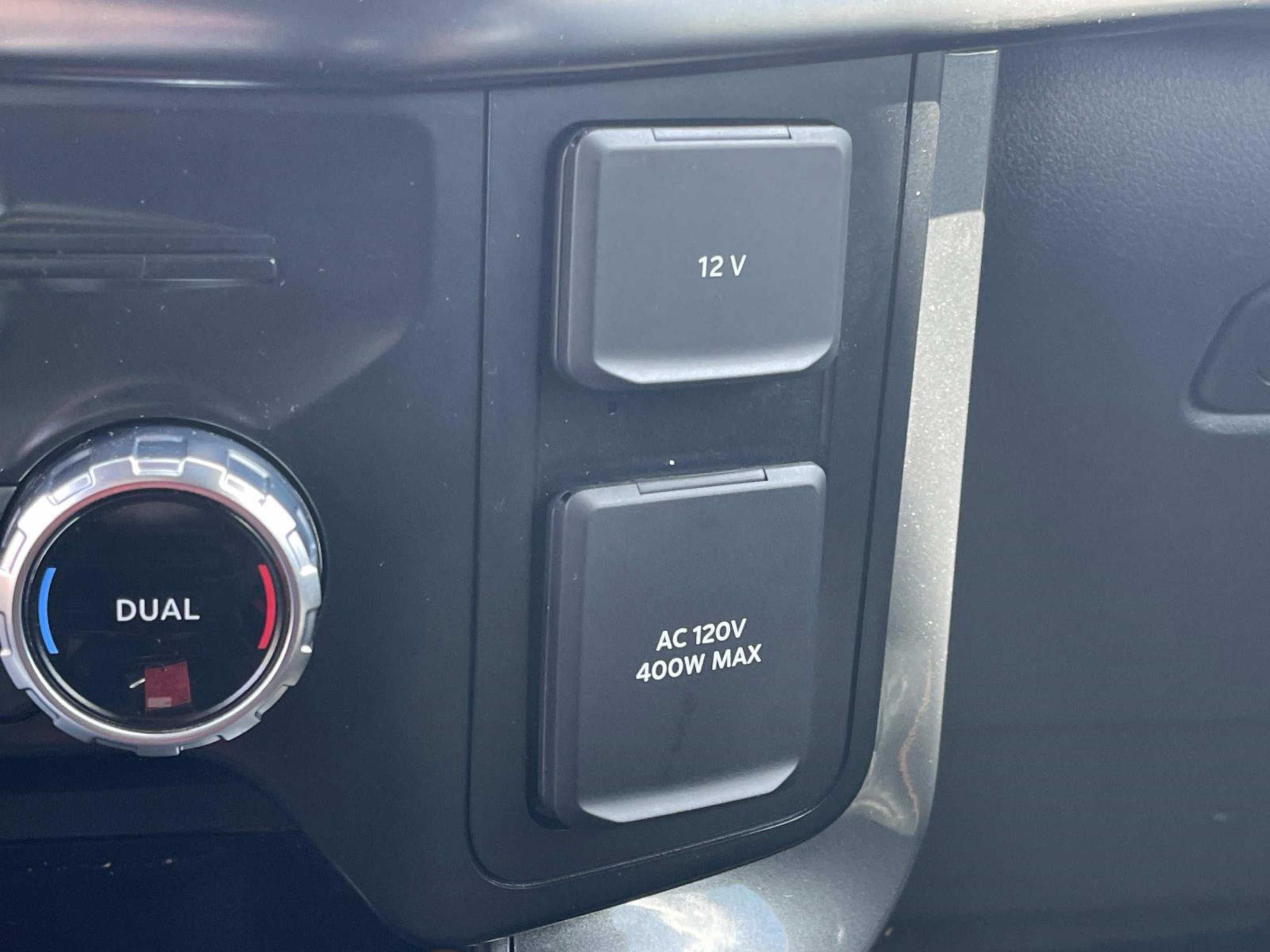 Used 2023 White Metallic Ford Tremor image 36