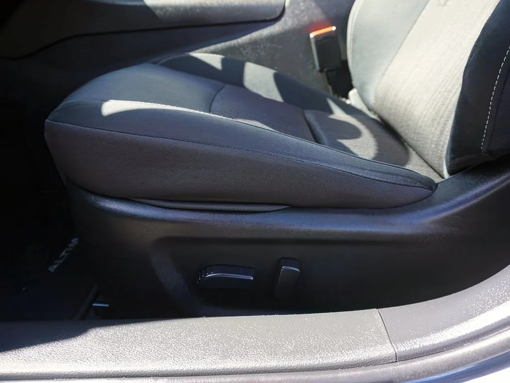2025 Nissan Altima SV - Photo 22