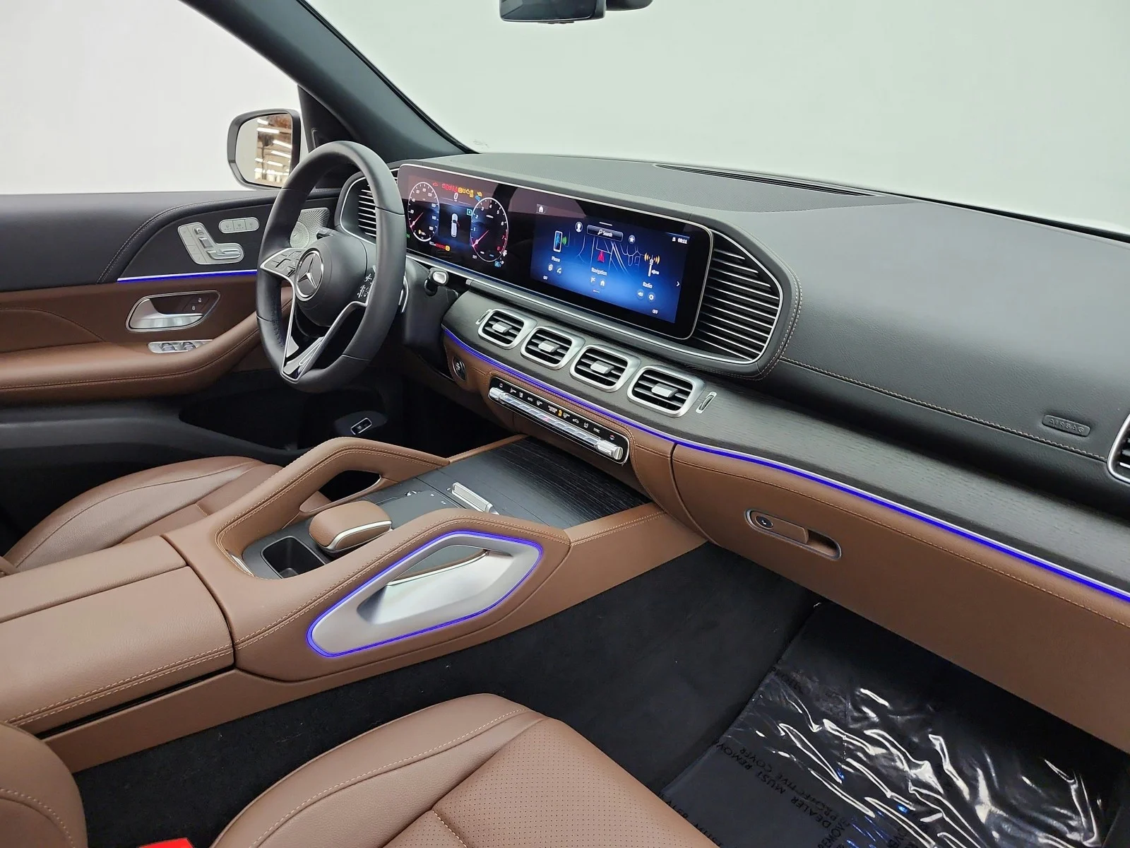 Certified Used 2024 Polar White Mercedes-Benz GLE 350 4MATIC® SUV image 28