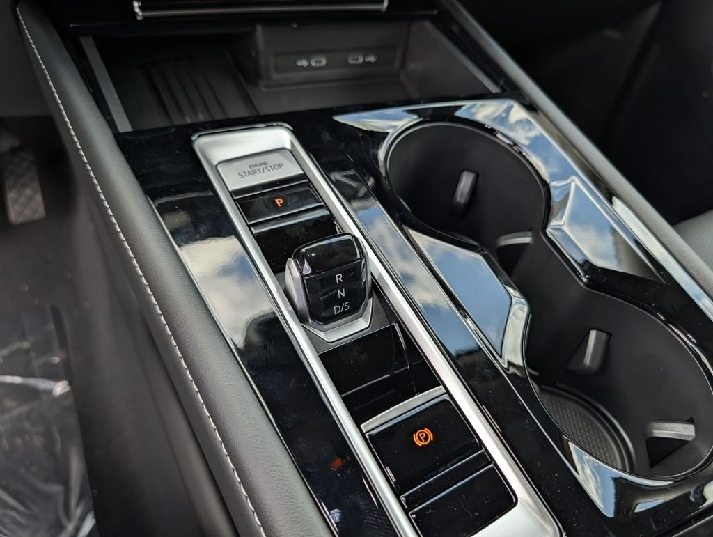 2026 Volkswagen Atlas SE w/Tech - Photo 11