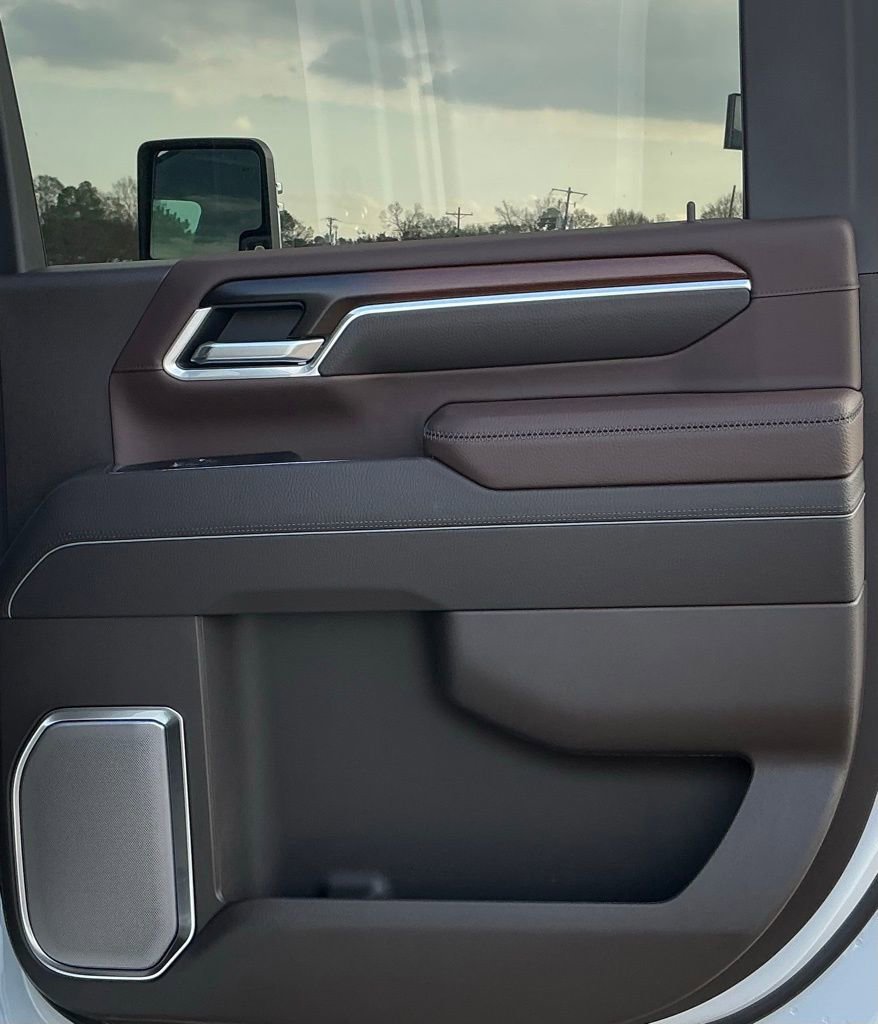 2026 GMC Sierra 3500HD Denali - Photo 24