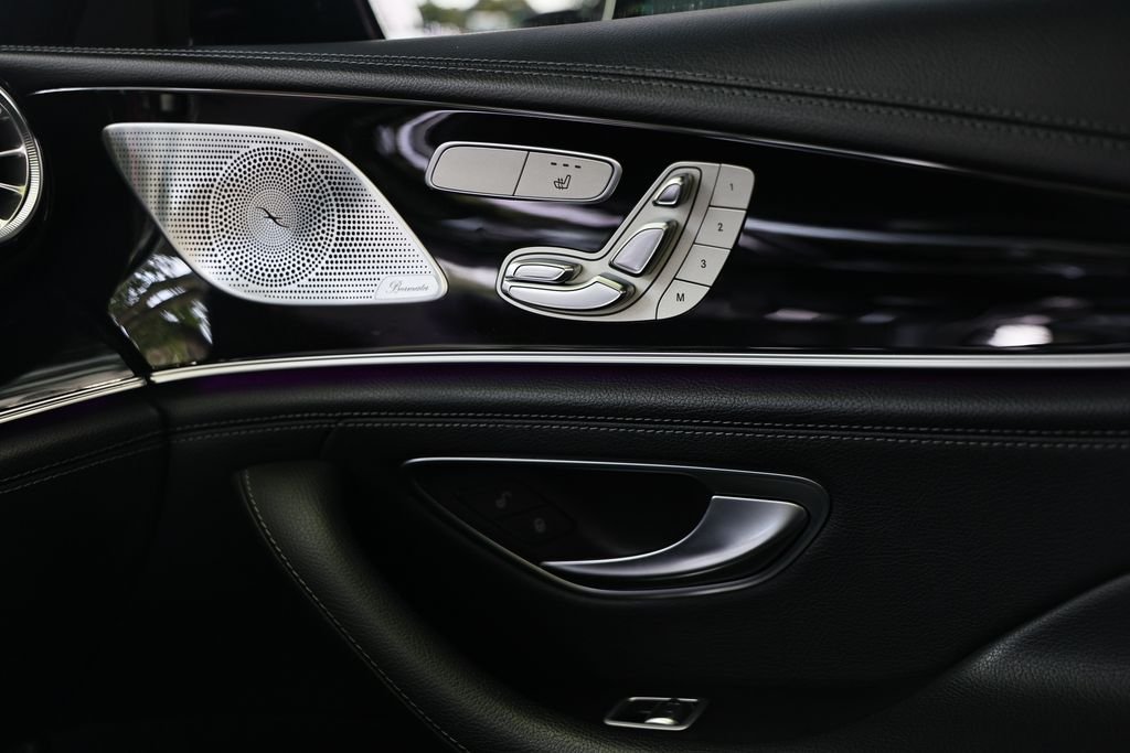 Used 2020 Brilliant Blue Metallic Mercedes-Benz Base image 45