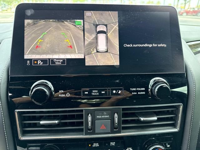 Used 2024 Anthracite Gray INFINITI Sensory image 25