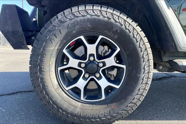 Used 2021 Green Jeep Rubicon image 8