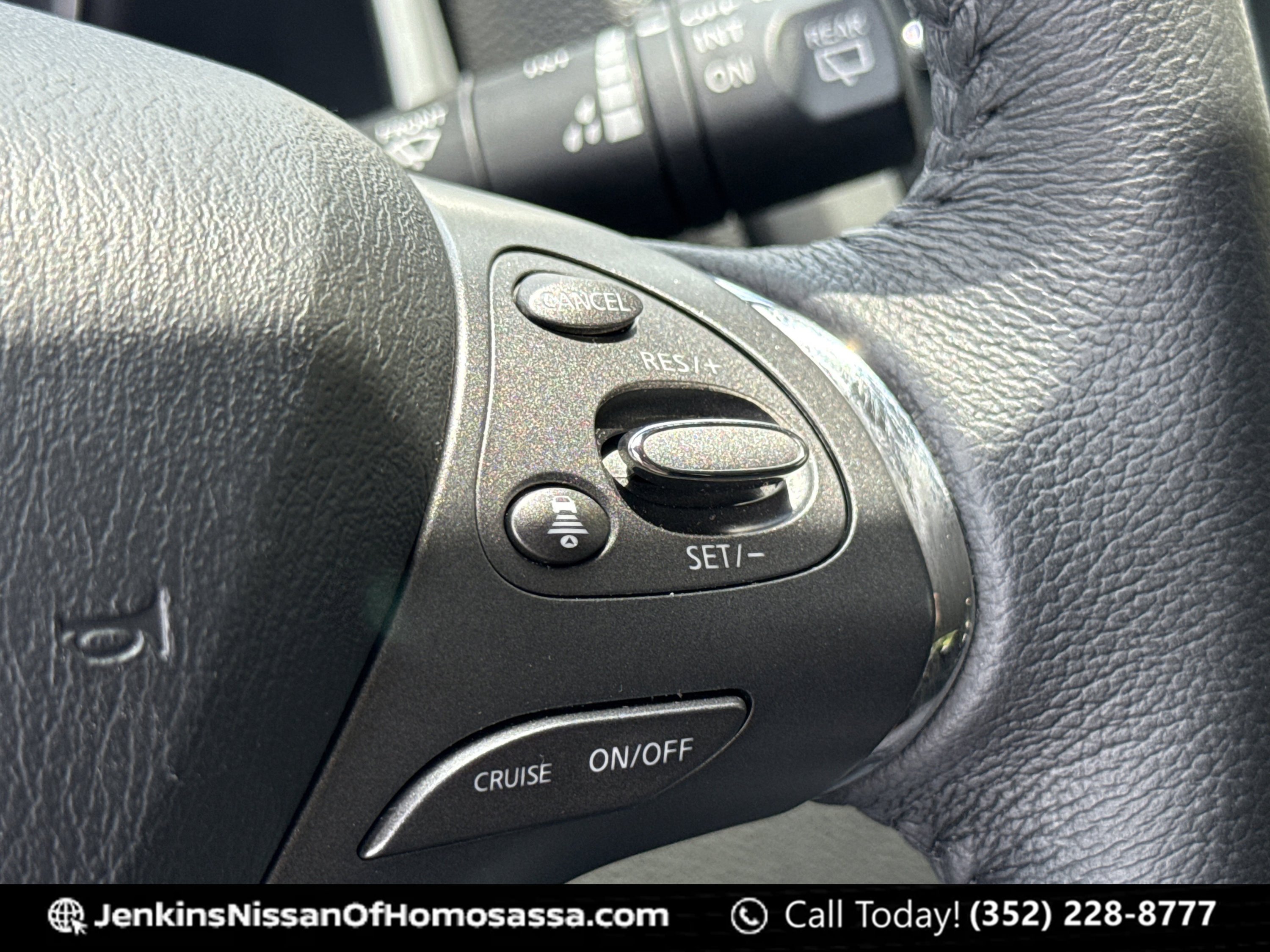 Used 2023 Pearl White Tricoat Nissan SV image 32