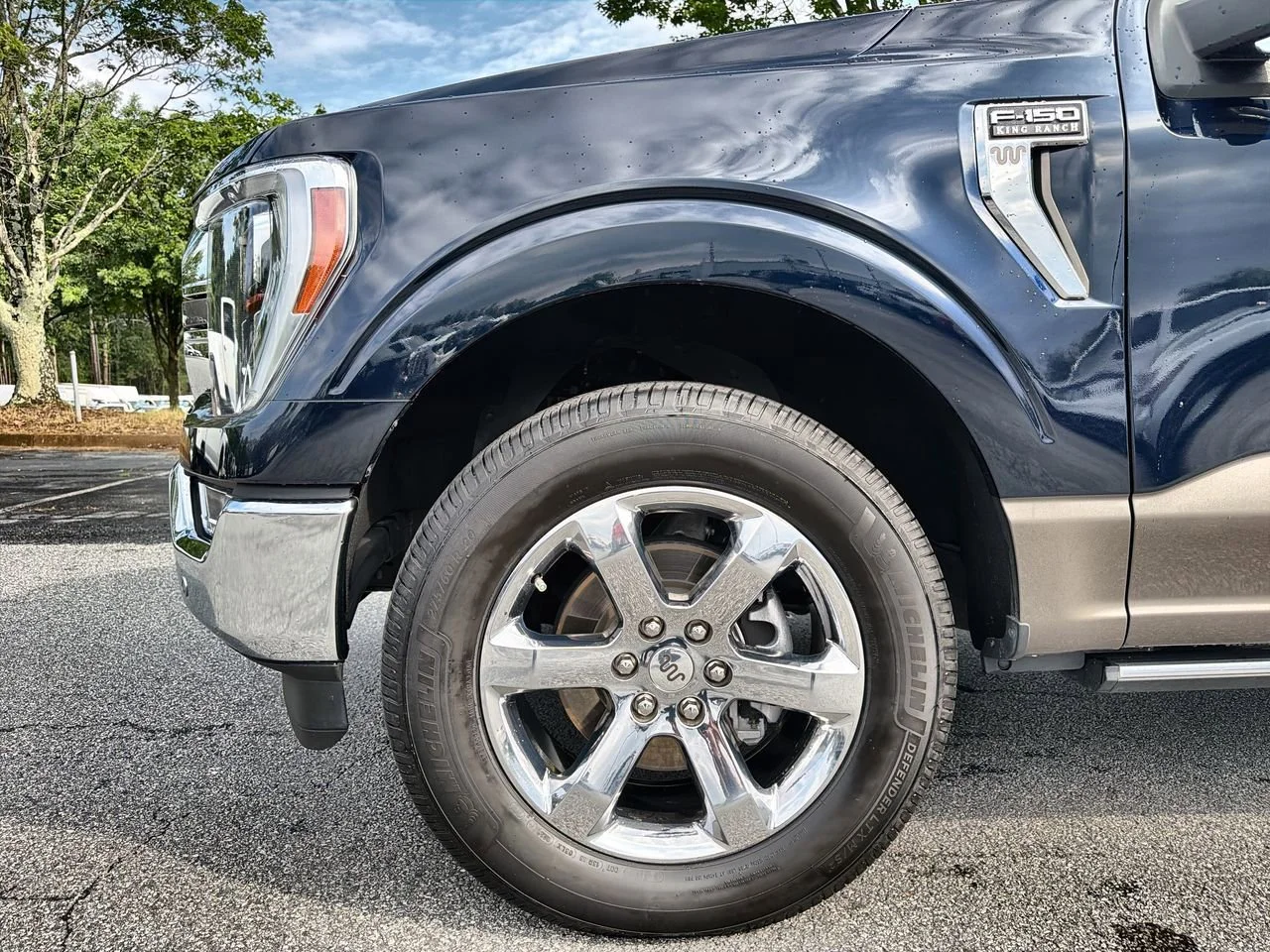 Used 2023 Blue Ford King Ranch image 28