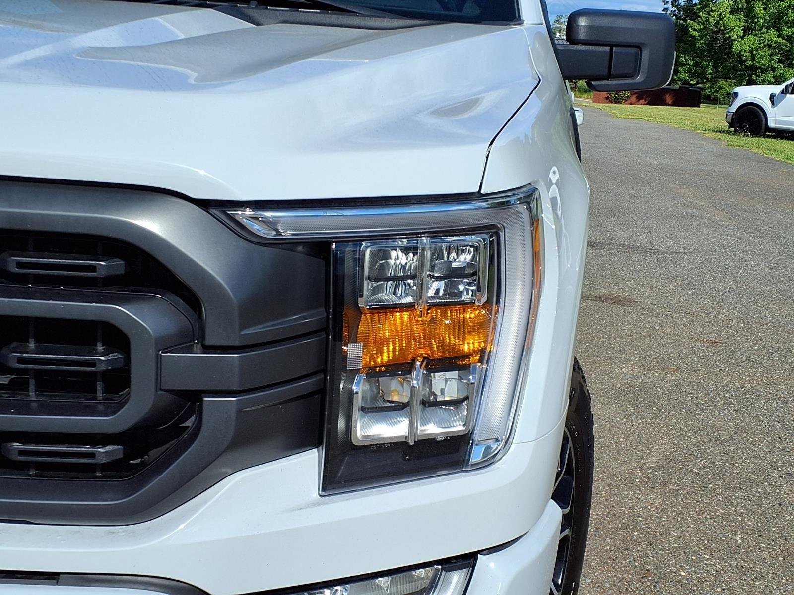 Used 2023 Avalanche Ford XLT image 15