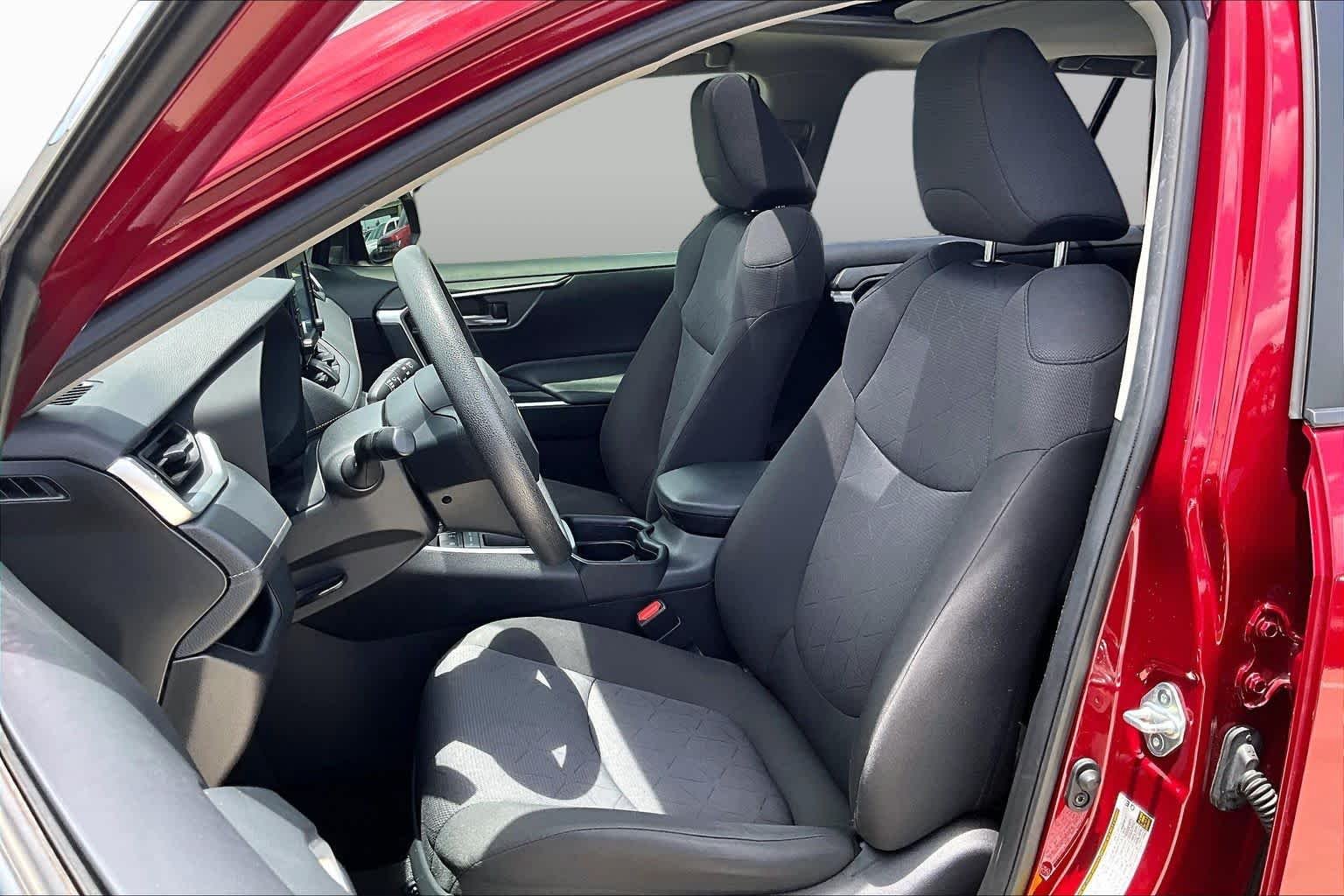 Used 2019 Ruby Flare Pearl Toyota XLE image 8