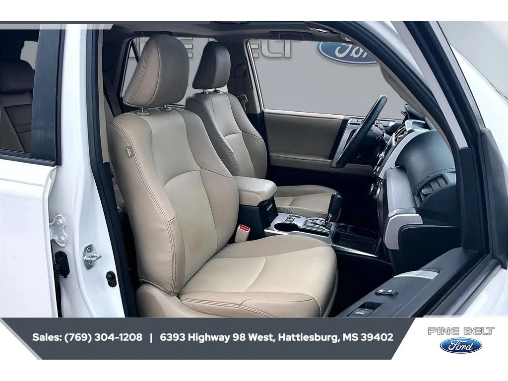 2020 Toyota 4Runner SR5 Premium - Photo 6