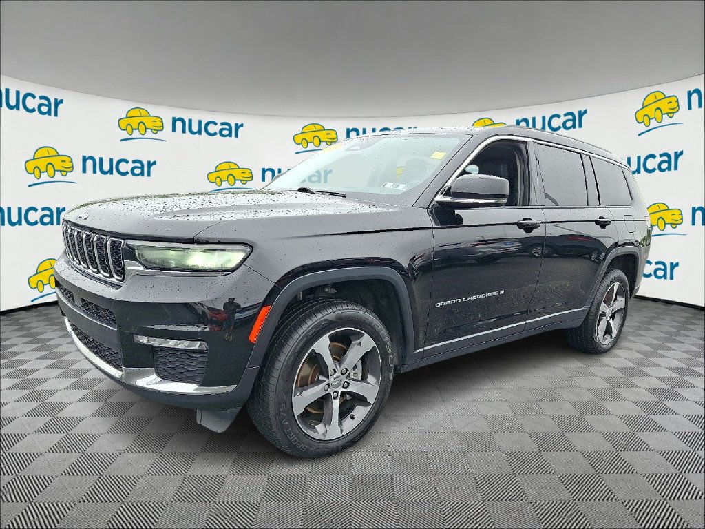 Used 2023 Black Jeep Limited image 3