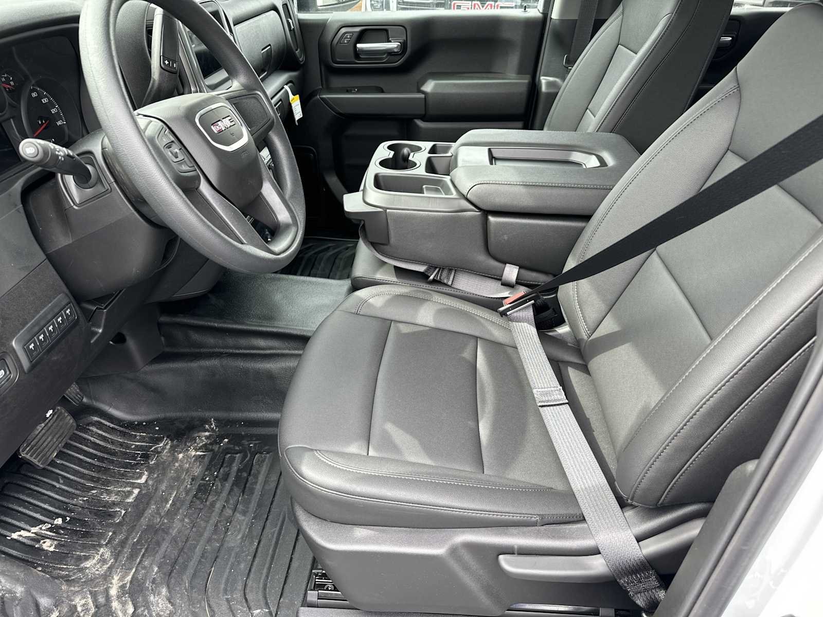 2025 GMC Sierra 3500HD Pro - Photo 8